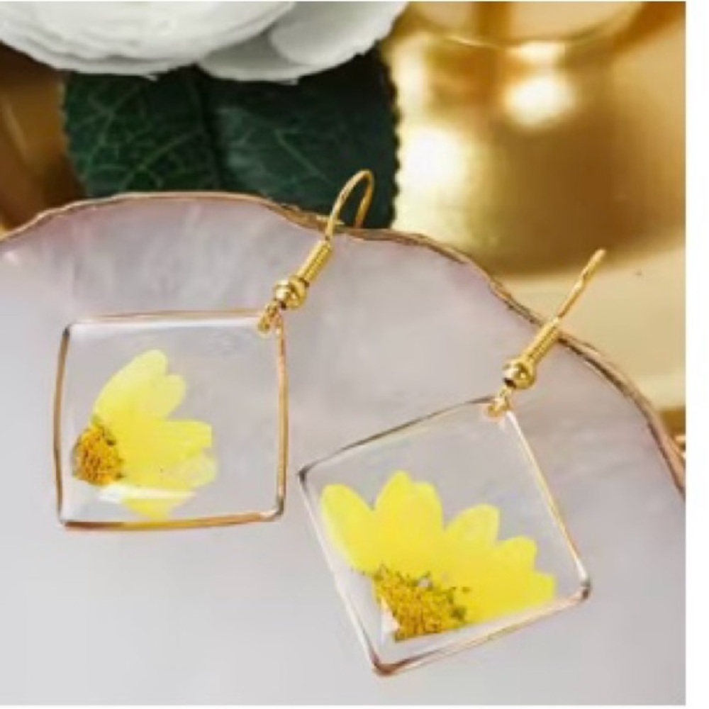 Yellow Flower Square Earrings